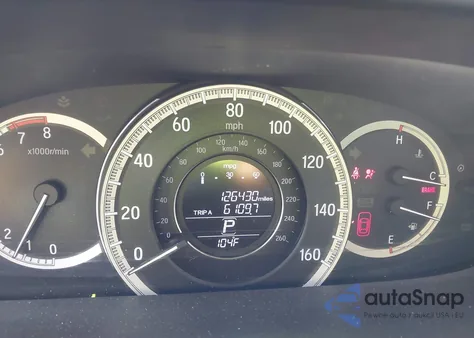 2017 Honda Accord Ex-L z USA, uszkodzony, nr VIN 1HGCR2F88HA291317